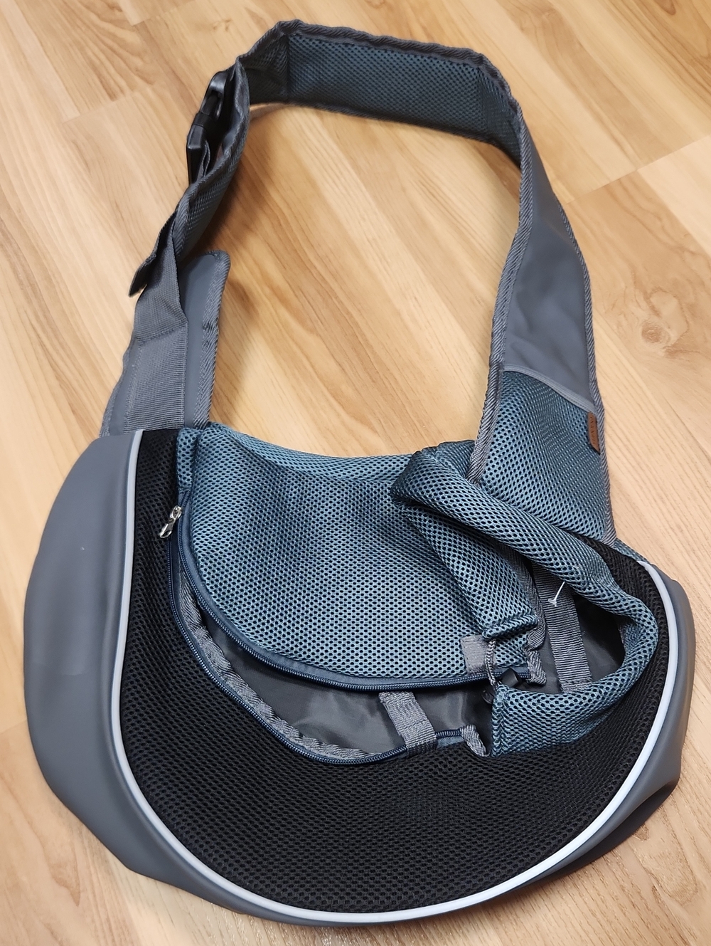 Yudodo Gray Pet Sling Carrier